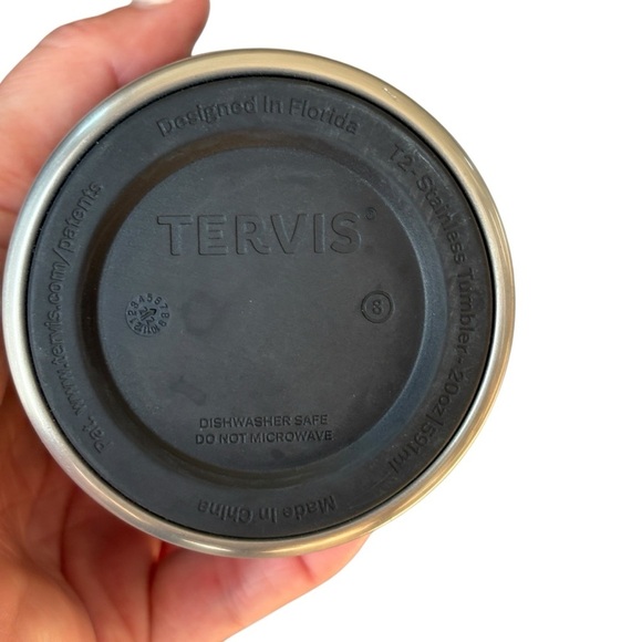 Tervis Yellowstone Dutton Ranch Tumbler Insulated Travel Mug 20 oz NWT - Picture 6 of 6